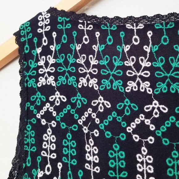 Anthropologie Maeve Cammie Embroidered Peplum Top XS V Neck Preppy Boho Classic - Picture 14 of 16